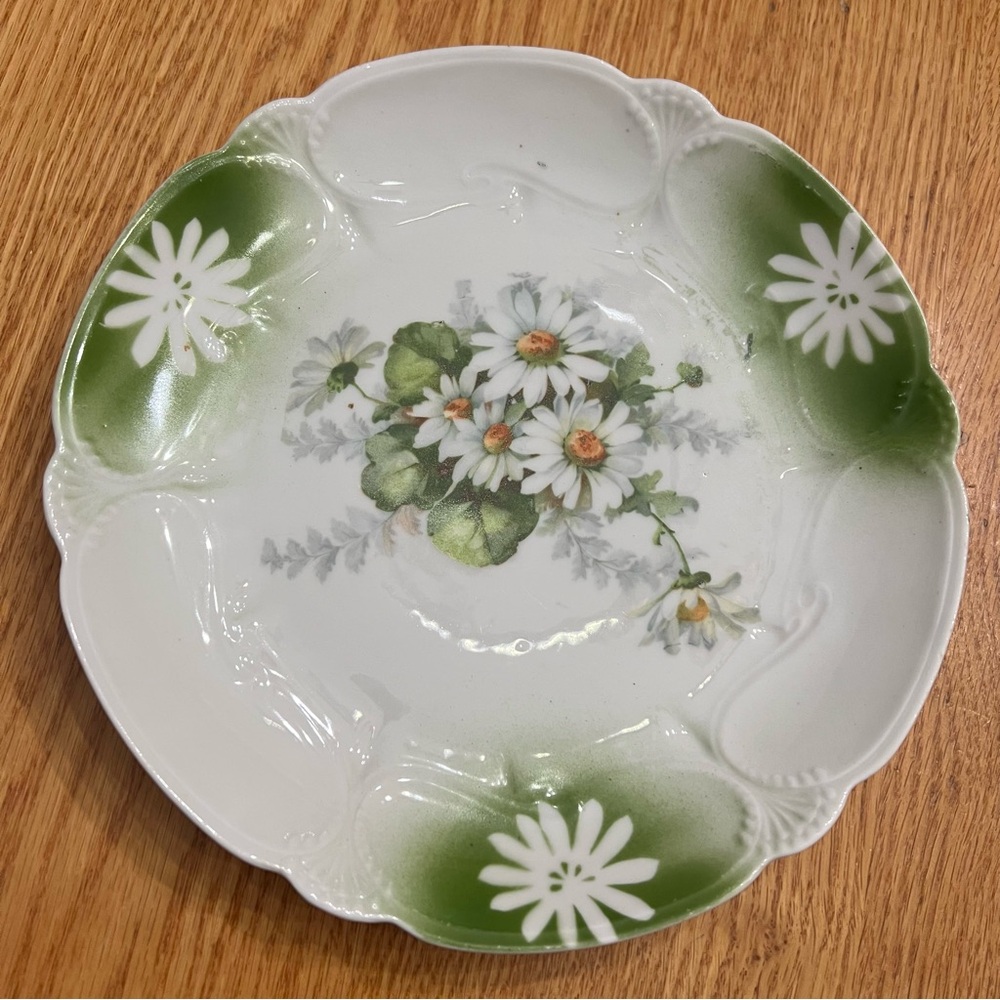 Vintage Made In Germany Floral Daisies
Porcelain Plate
